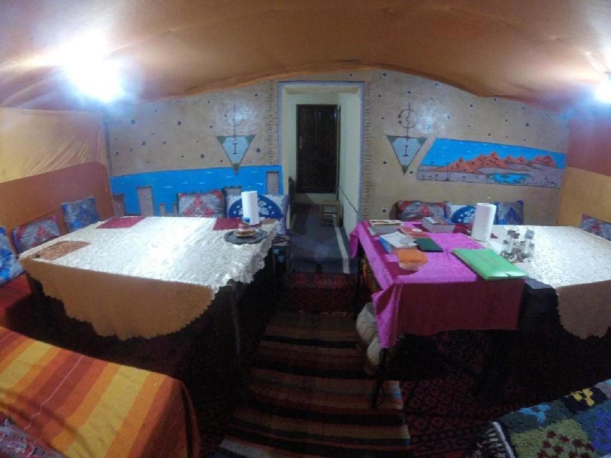 Nomad Bivouac Hotel Merzouga Bagian luar foto