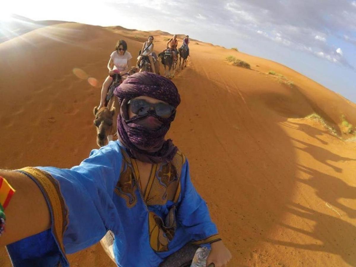 Nomad Bivouac Hotel Merzouga Bagian luar foto