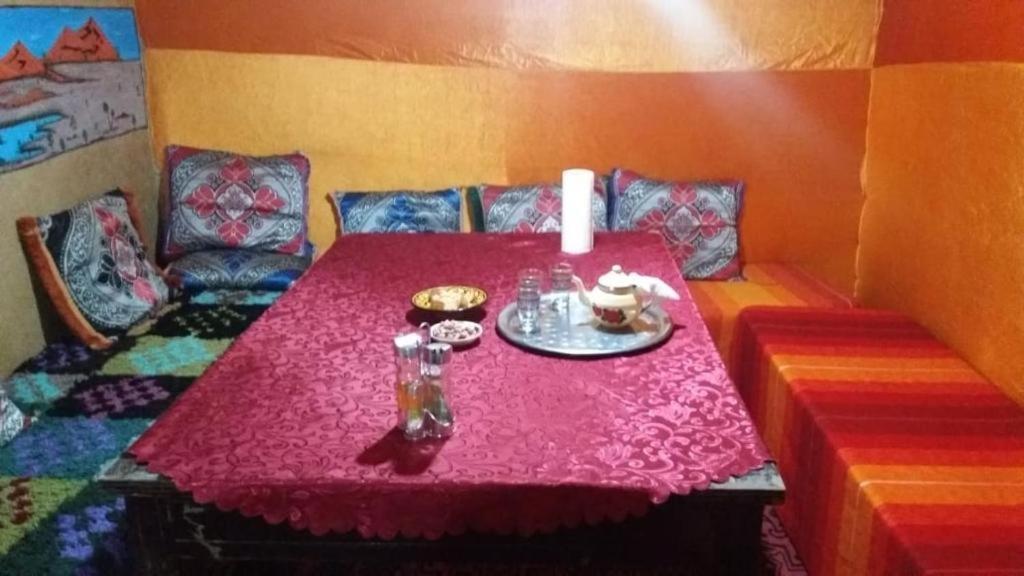 Nomad Bivouac Hotel Merzouga Bagian luar foto