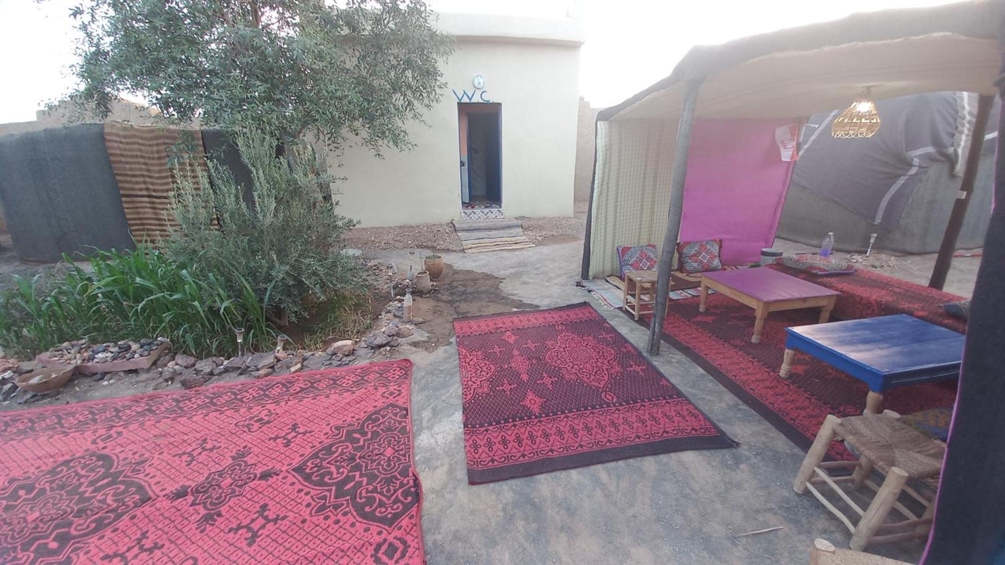 Nomad Bivouac Hotel Merzouga Bagian luar foto